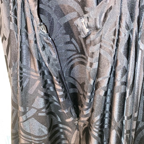 Elegant black vintage SILK dress - Picture 9 of 11